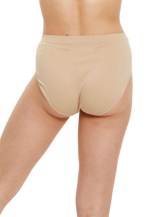 Seamless High Cut Brief